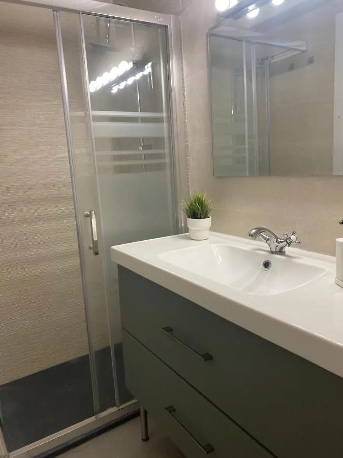 Precioso Apartamento Moderno Màlaga 0*,